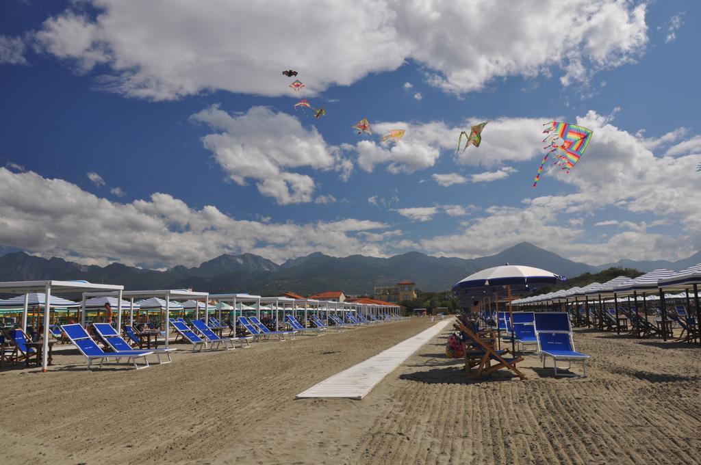 Holiday Apartments Fiumetto Marina di Pietrasanta Kültér fotó